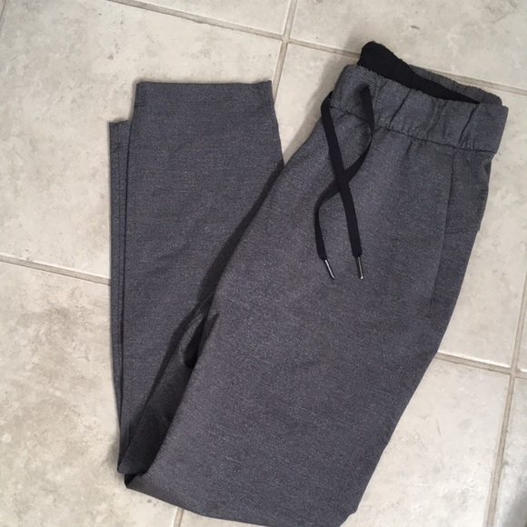 Lululemon On The Fly Pant - Picture 6 of 13